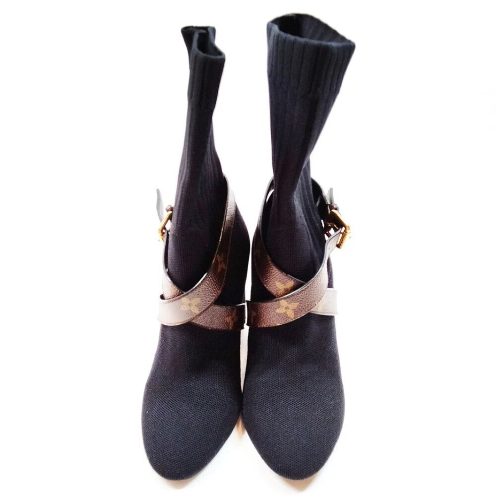 Louis Vuitton Boots Women Black Fablic 470-053025